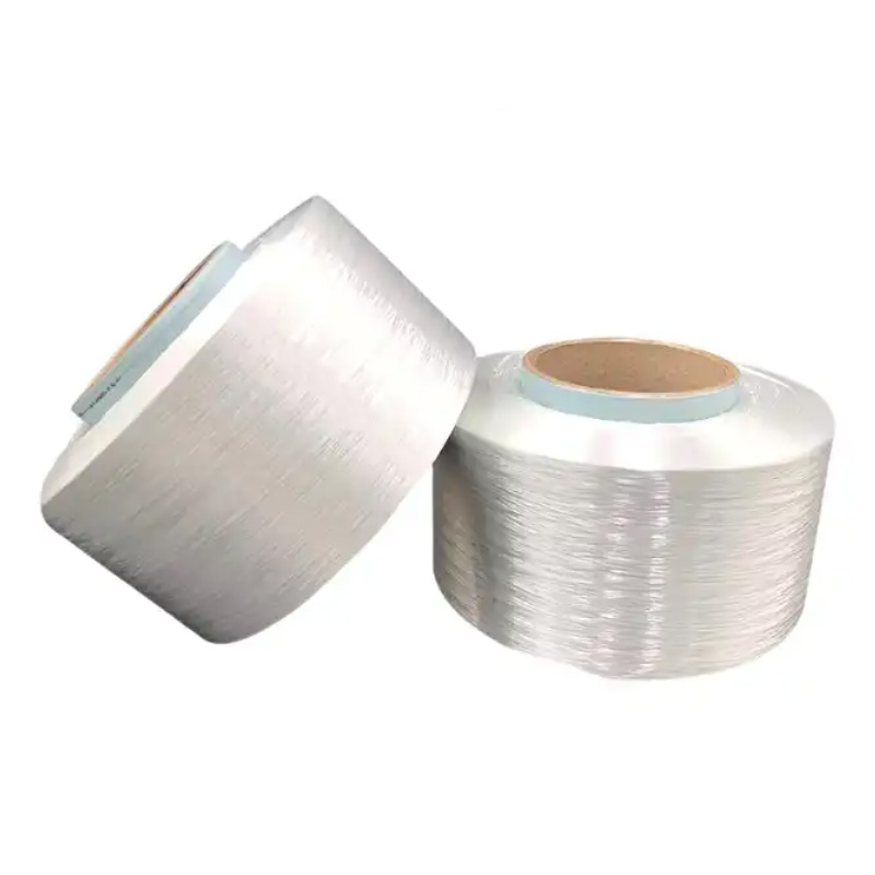 Come viene applicato il filato di poliestere hot melt nella produzione tessile industriale?